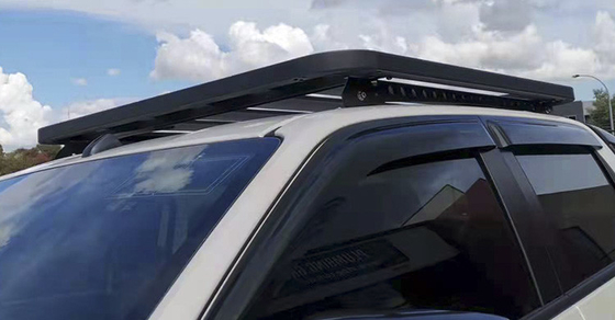 comprare Nave da carico d'acciaio nera dell'automobile di scaffali del tetto di ISO9001 Hilux per bagagli online manufacture